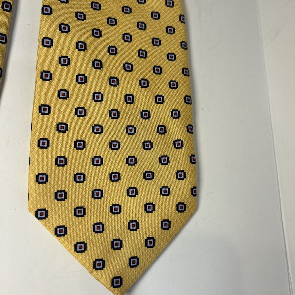 NWT JoS. A. Bank Yellow Geometric Design 100% Silk‎ Tie With Tags $59.50 MSRP - Picture 2 of 5